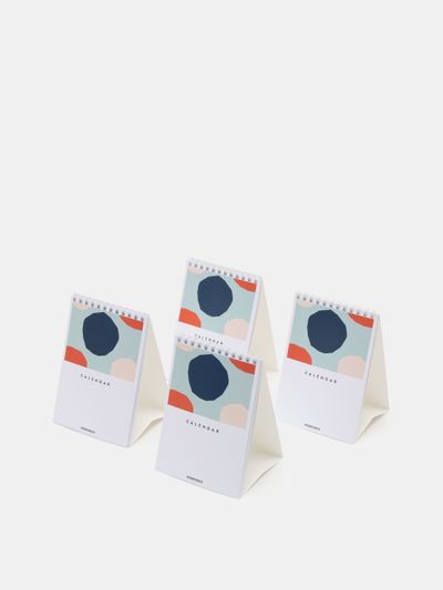 custom desk calendar